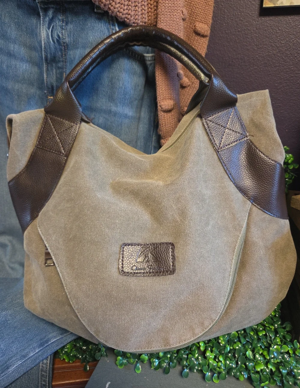 Classic Fashion spacious olive